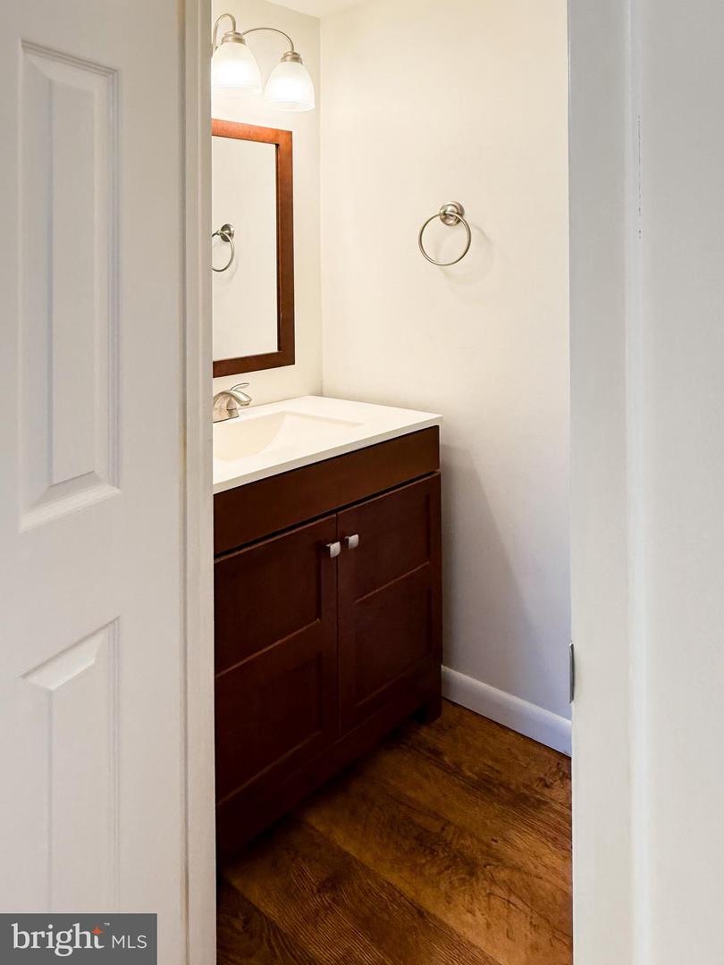 315 Village Walk #315 Property Photo 12
