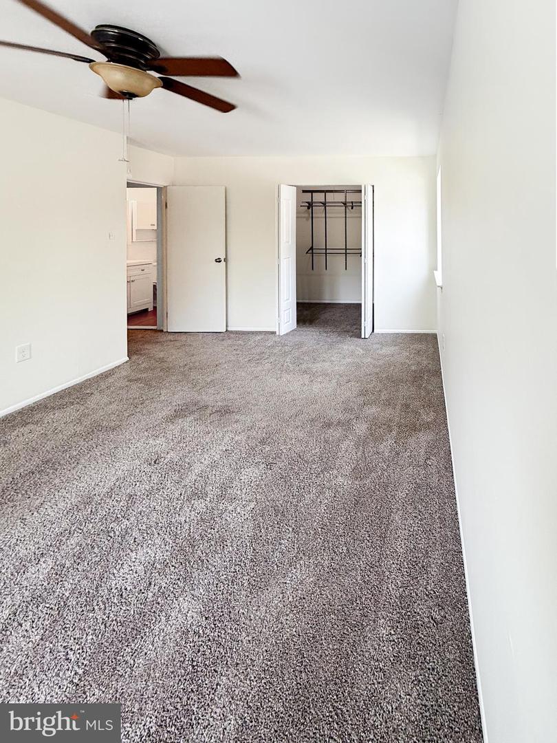 315 Village Walk #315 Property Photo 16