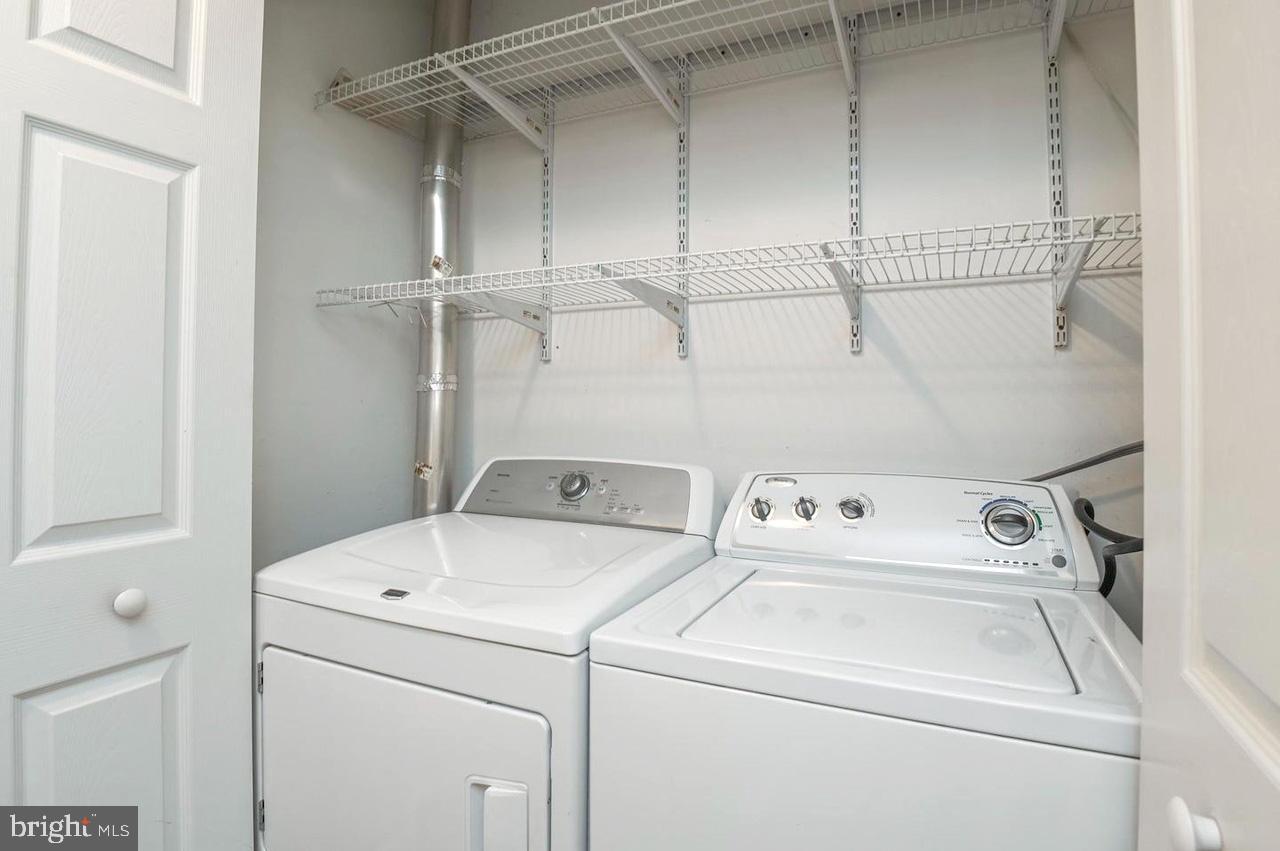 315 Village Walk #315 Property Photo 17