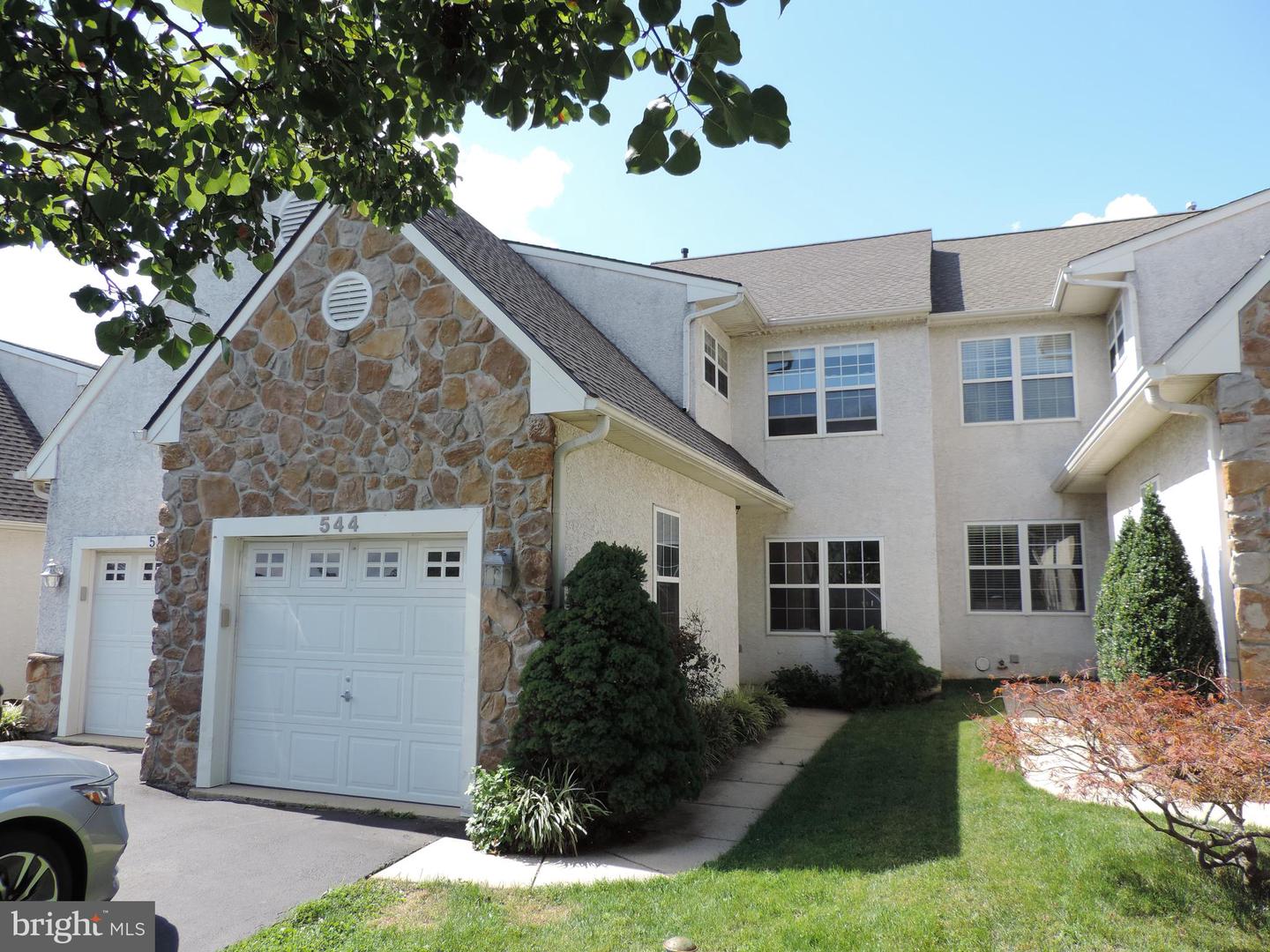 544 Cork Cir Property Photo 1