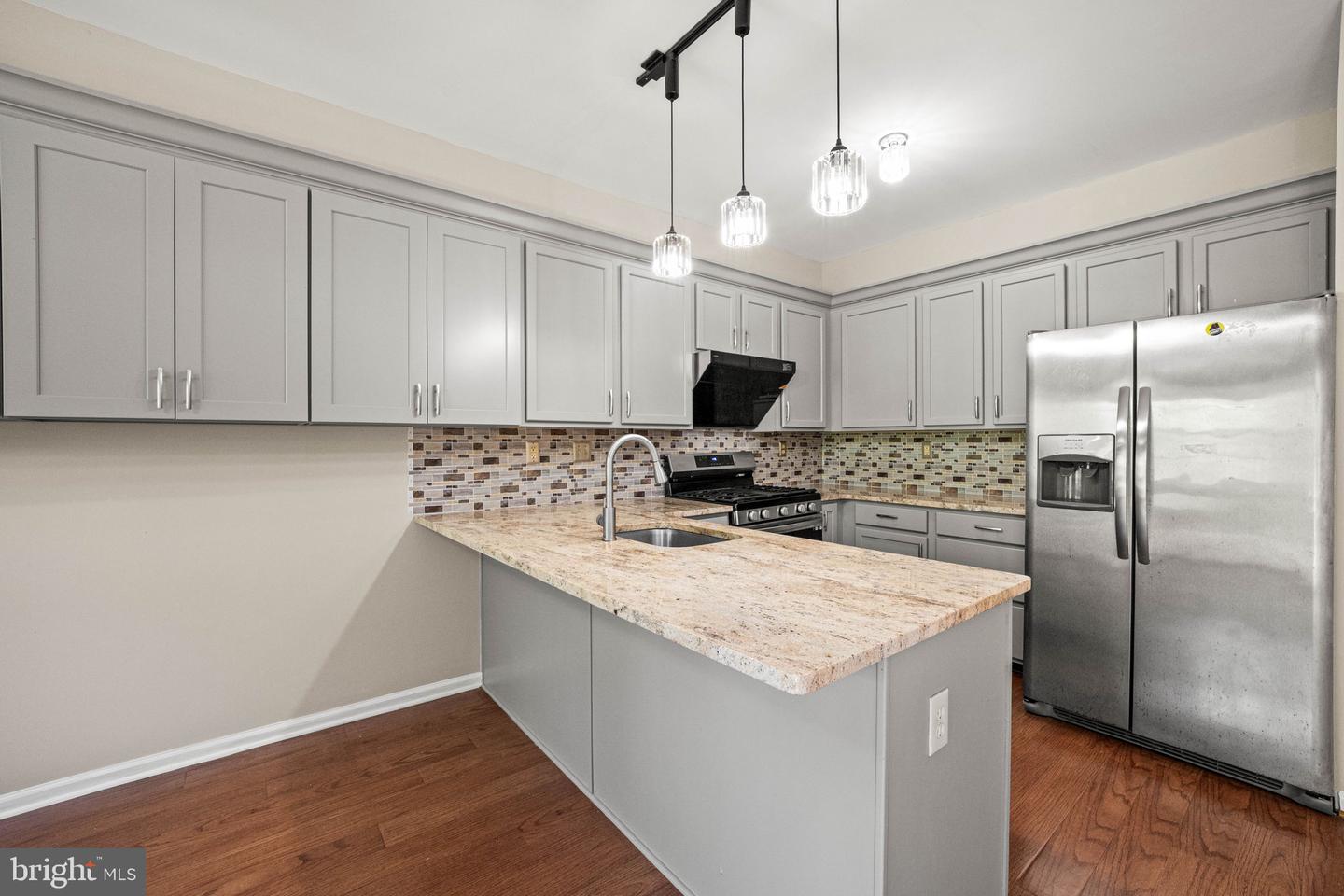 544 Cork Cir Property Photo 7