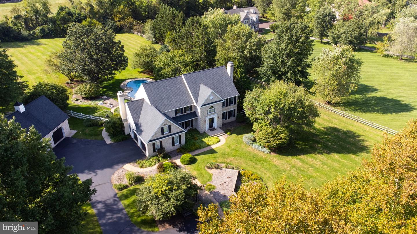 4 Traber Ln Property Photo 1