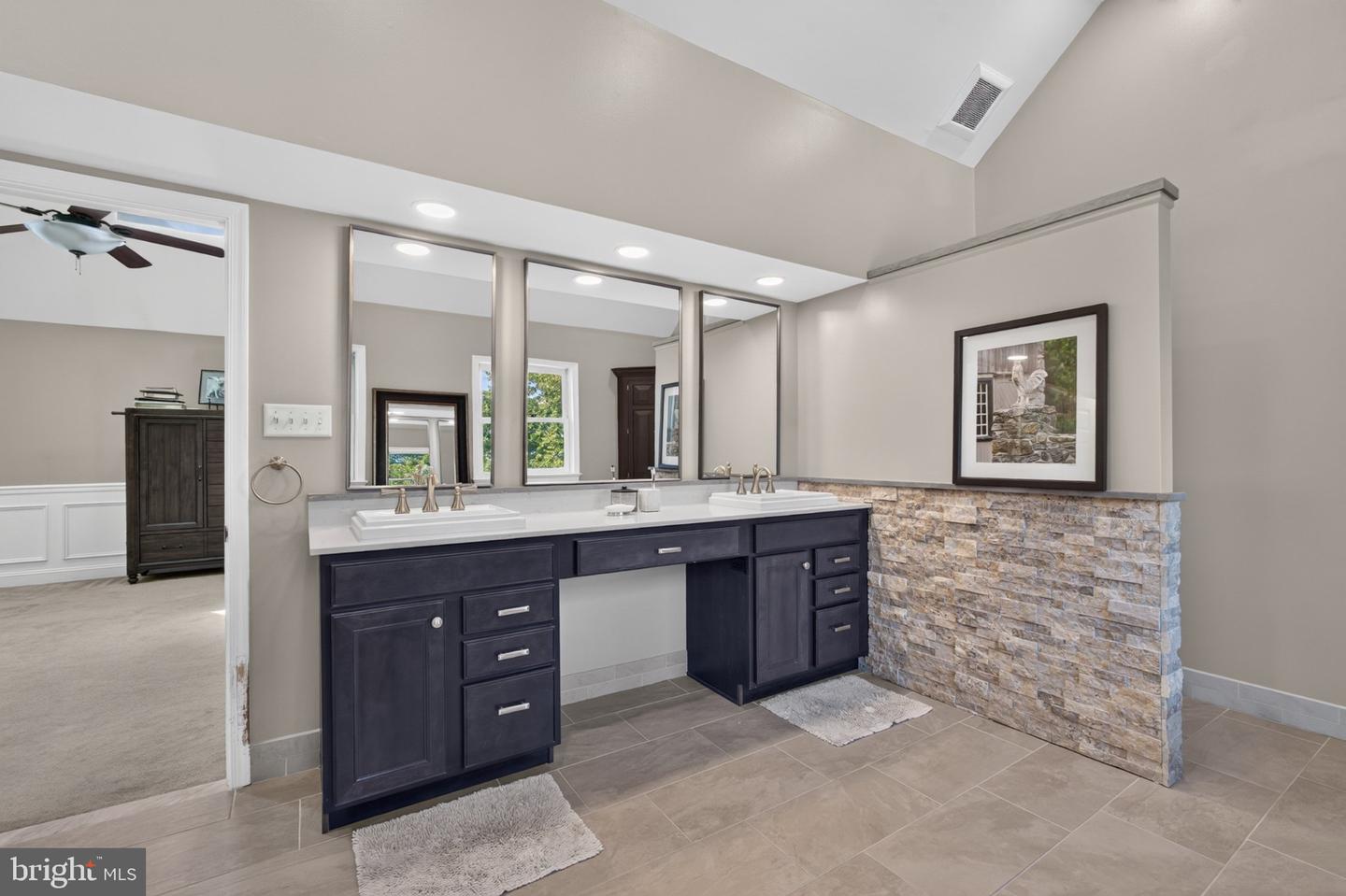 4 Traber Ln Property Photo 42