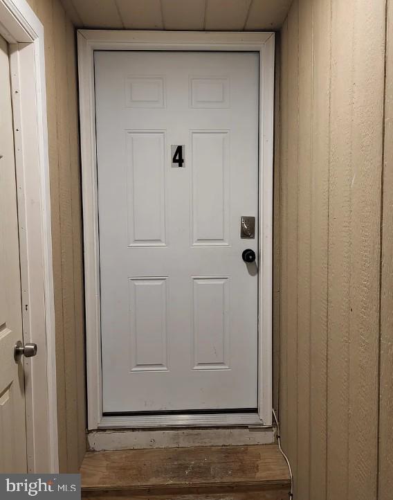 558 E Lincoln Hwy ##4 Property Photo 8