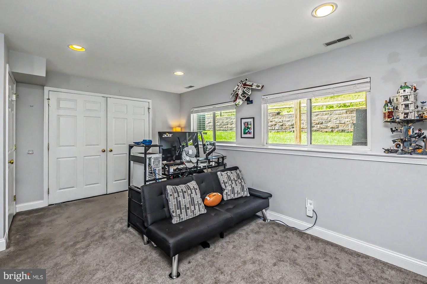 2782 Shelburne Property Photo 38