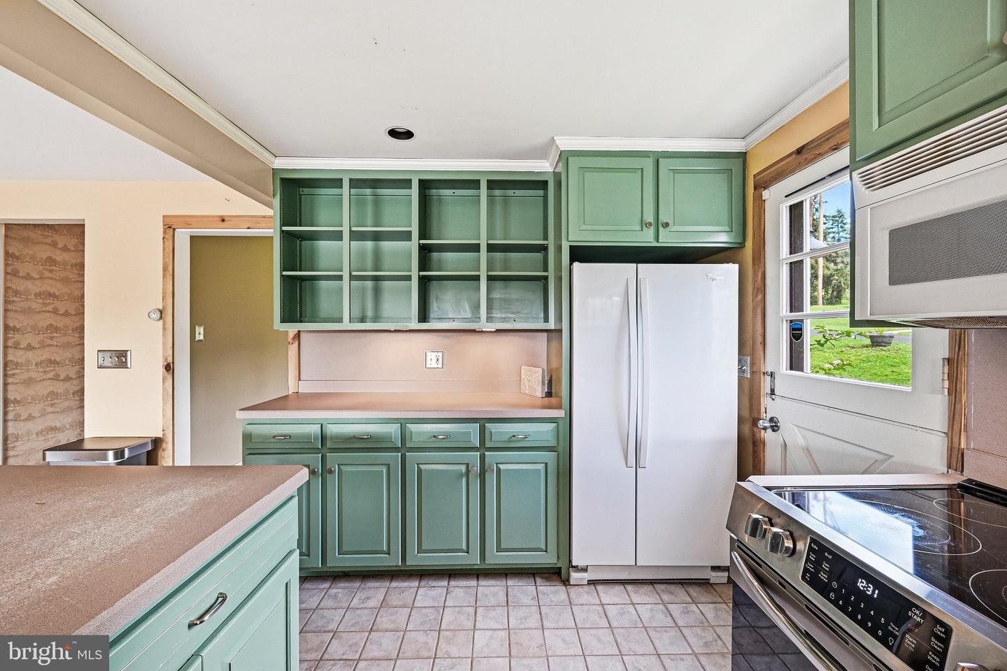 1024 Temple Rd Property Photo 13