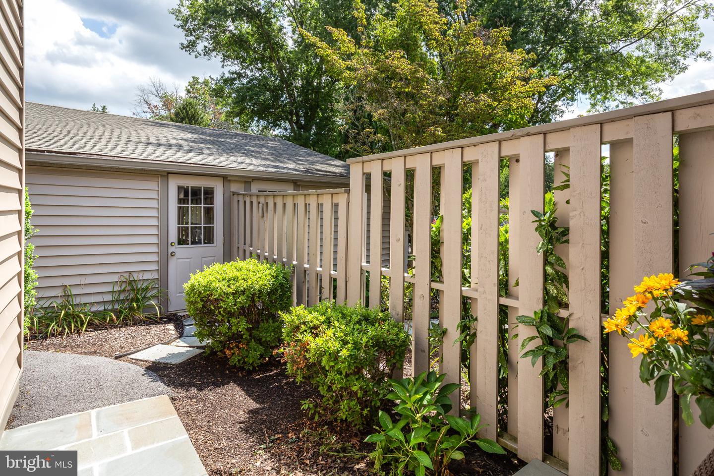 266 Chatham Way Property Photo 6