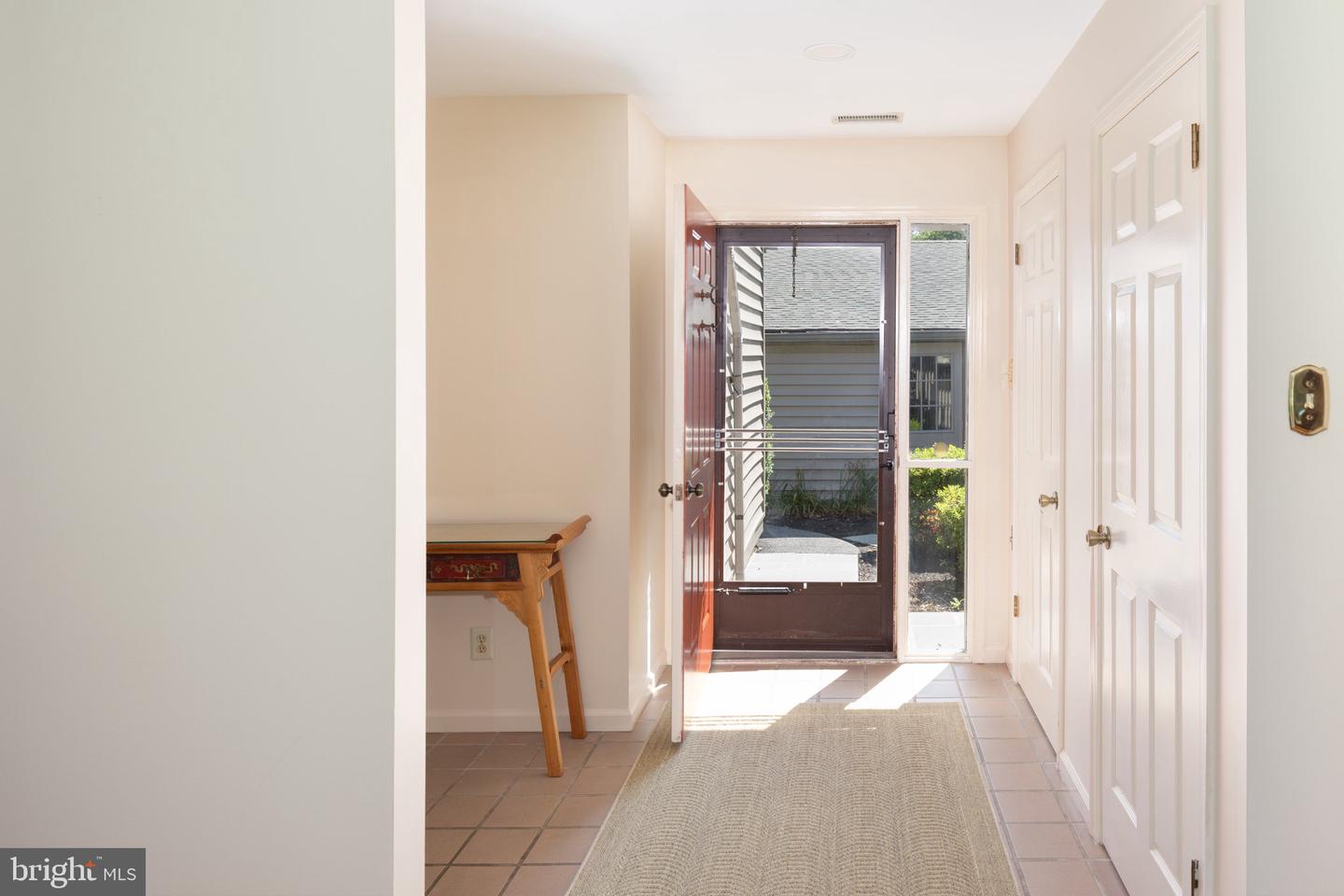 266 Chatham Way Property Photo 8