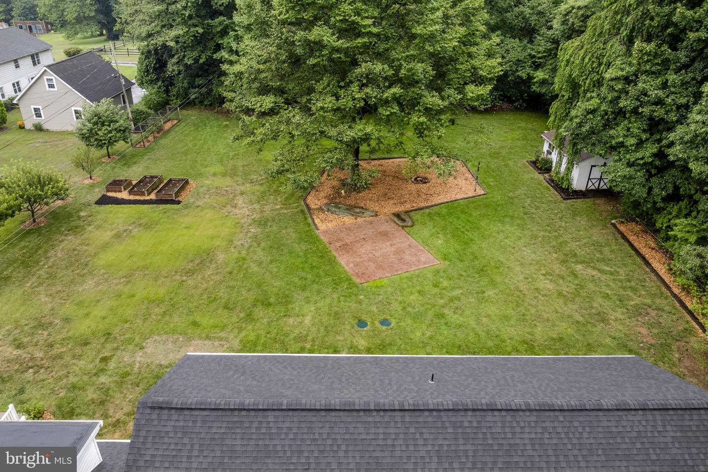 65 Compass Rd Property Photo 18