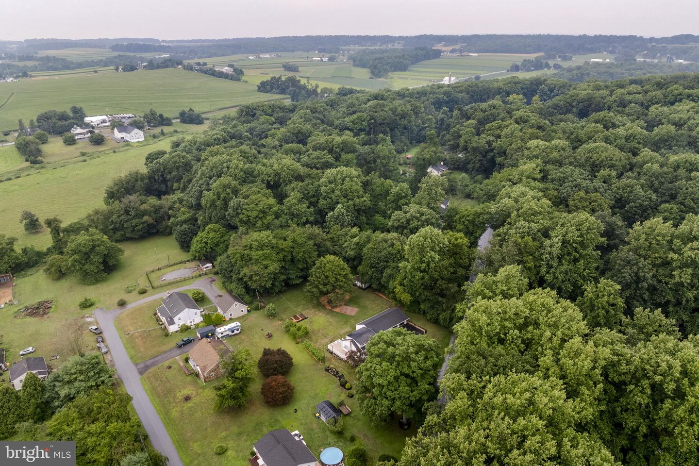 65 Compass Rd Property Photo 24