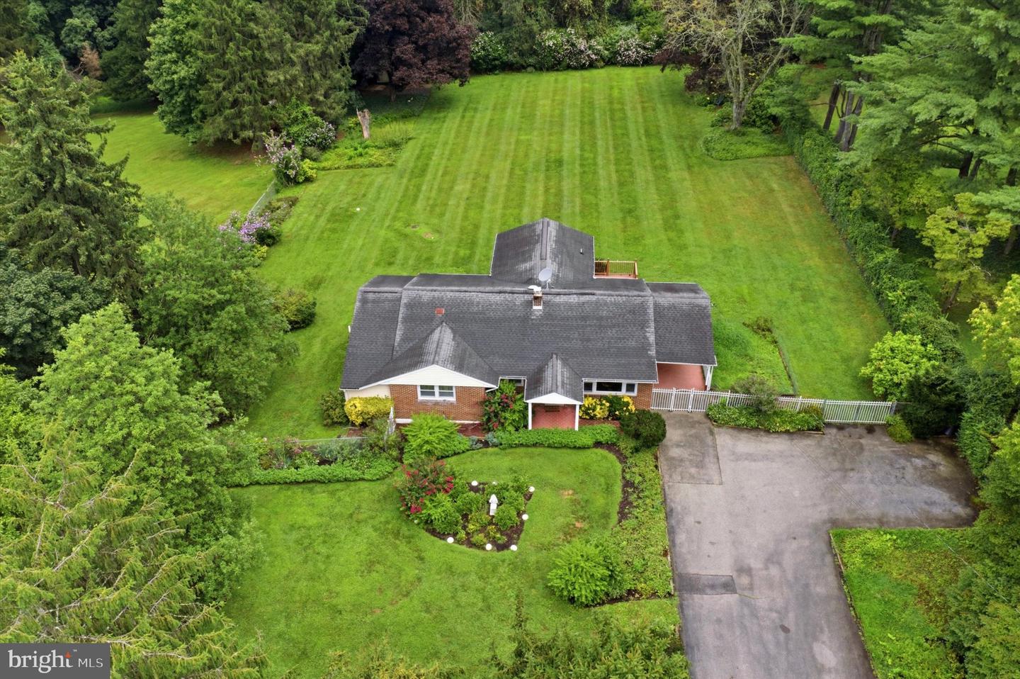 2084 Dutton Mill Rd Property Photo 41