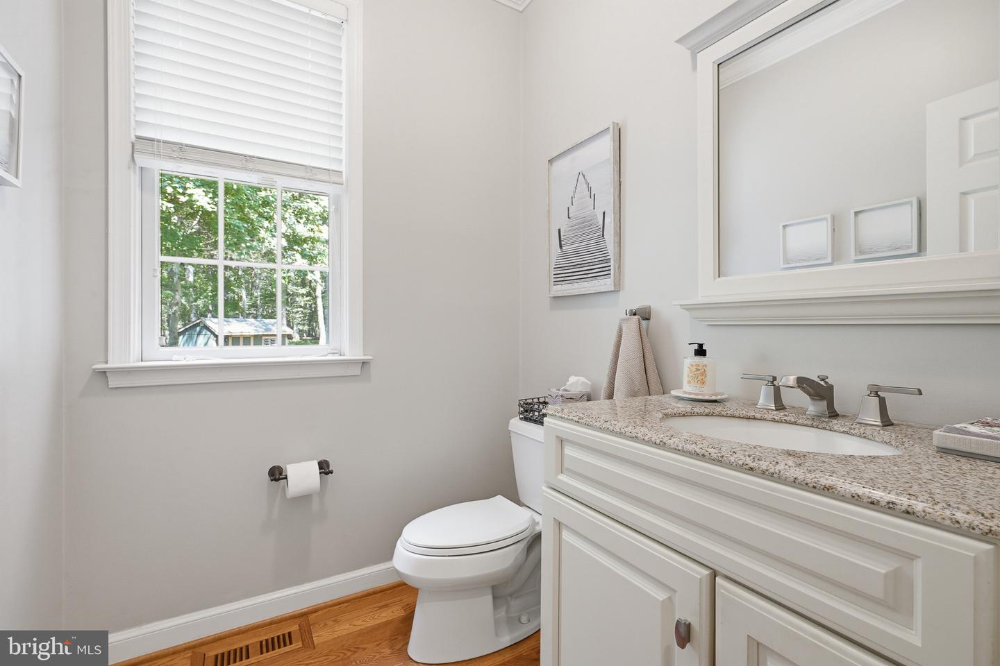 101 Pyles Mountain Ln Property Photo 15