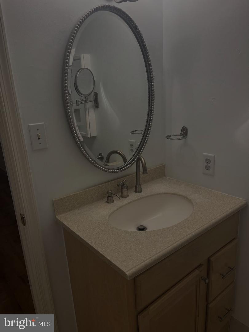 217 Valley Stream Ln Property Photo 12