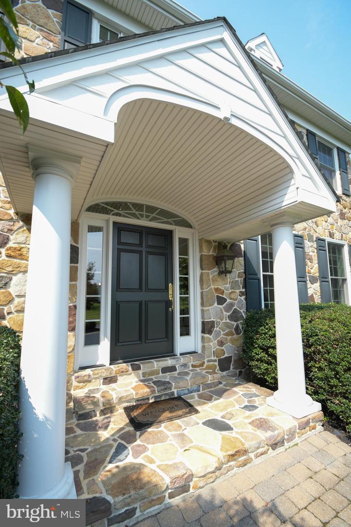 105 Nathaniel Ln Property Photo 8