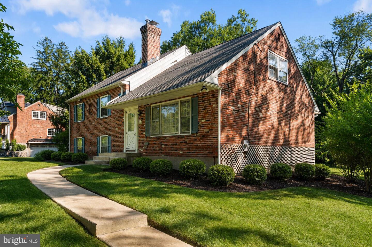 6 Clover Ln Property Photo 2