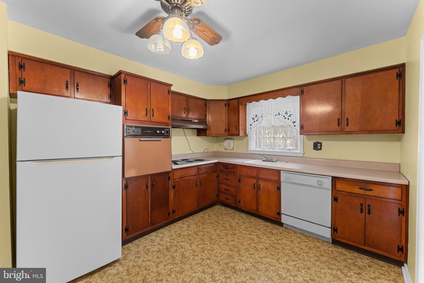 6 Clover Ln Property Photo 12