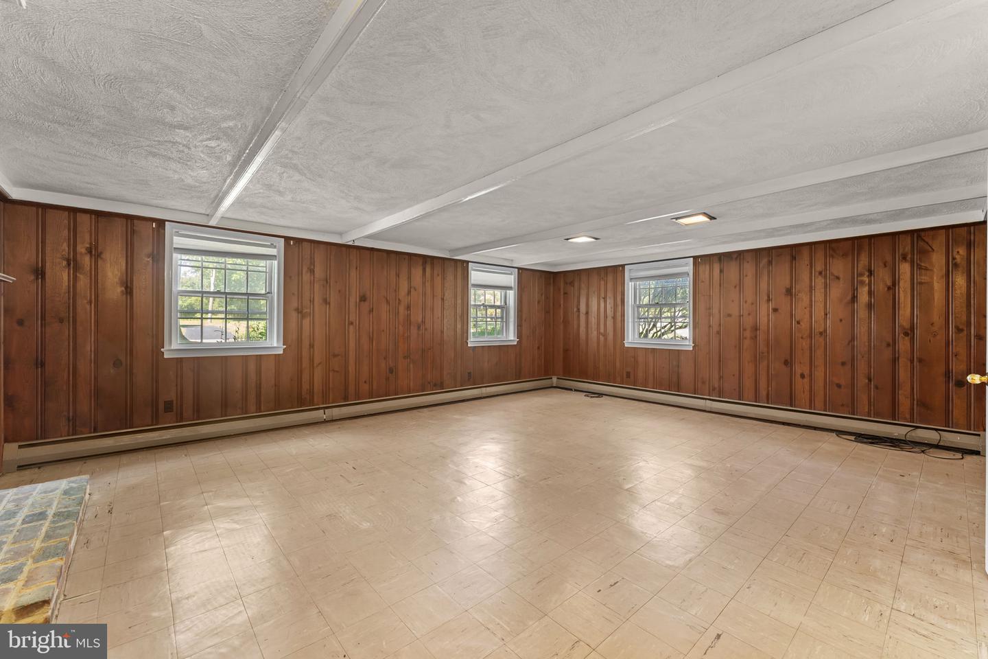 6 Clover Ln Property Photo 17