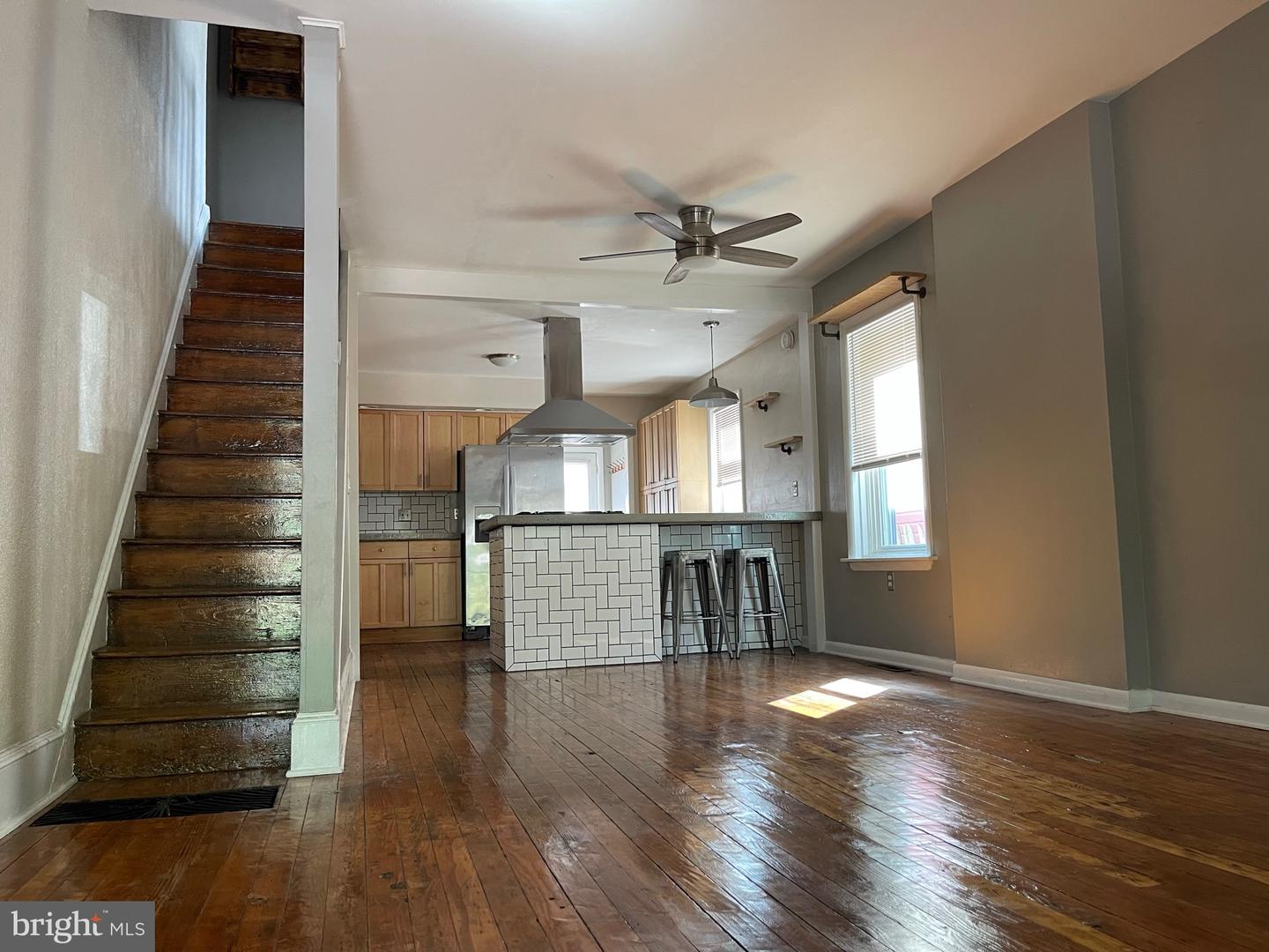 537 S Franklin St Property Photo 1