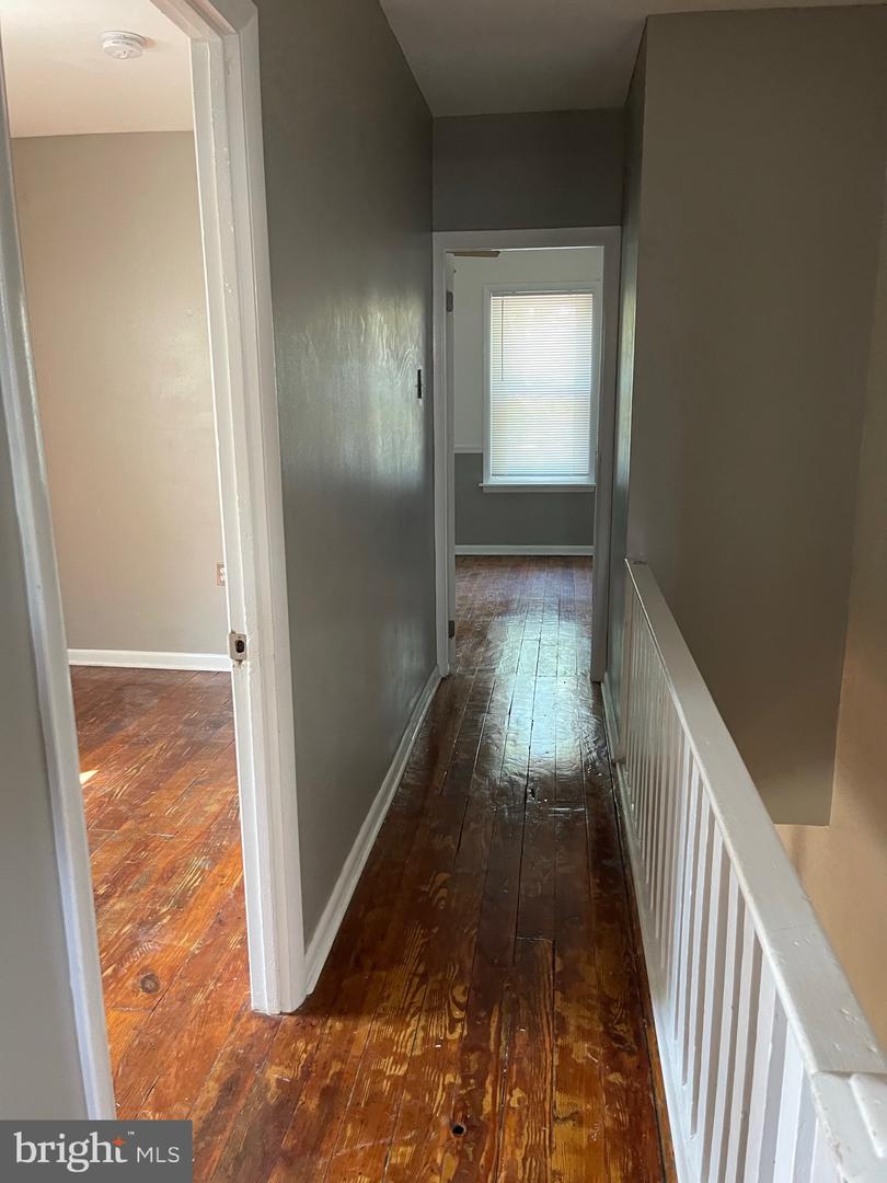 537 S Franklin St Property Photo 8