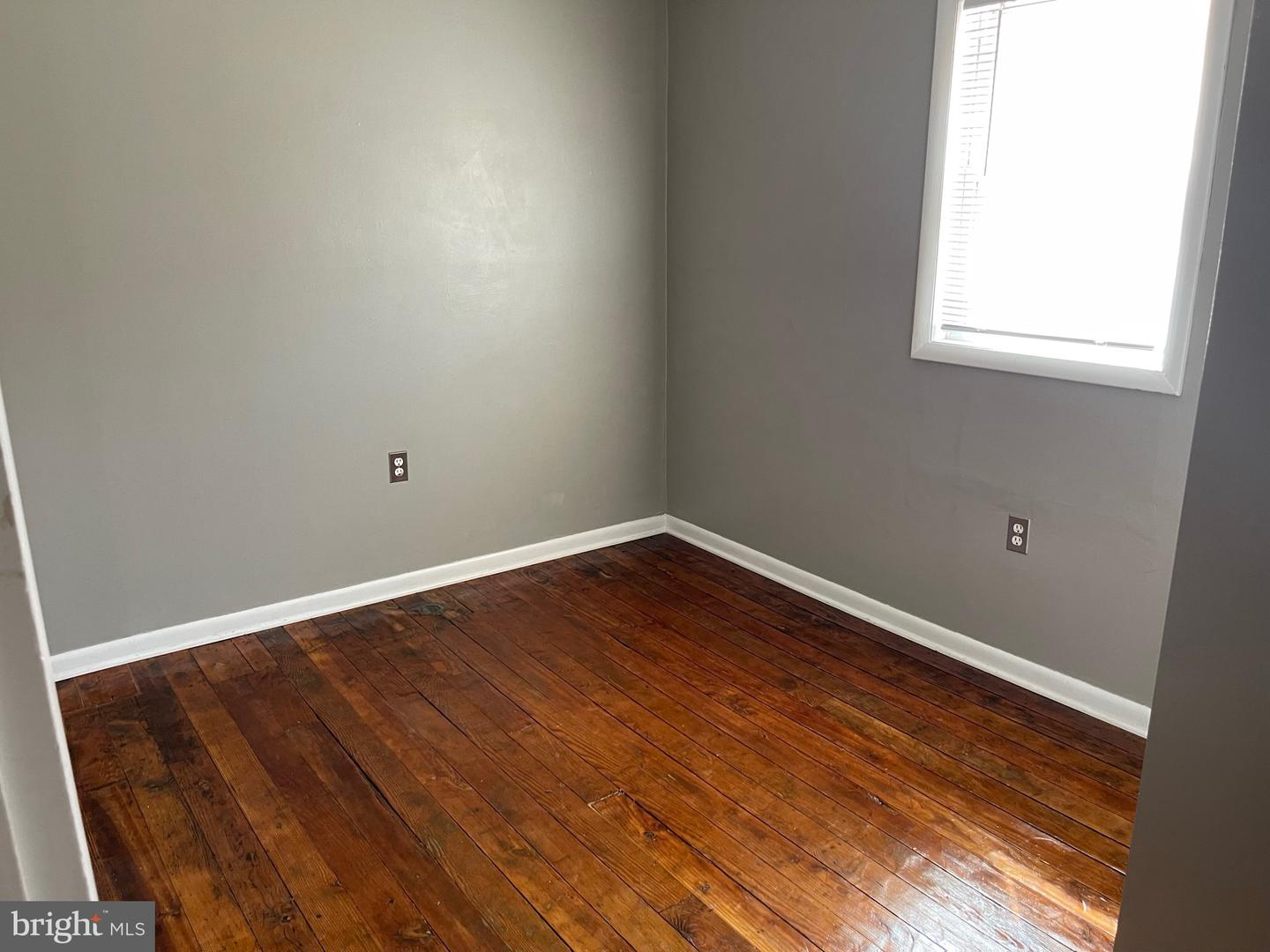 537 S Franklin St Property Photo 10