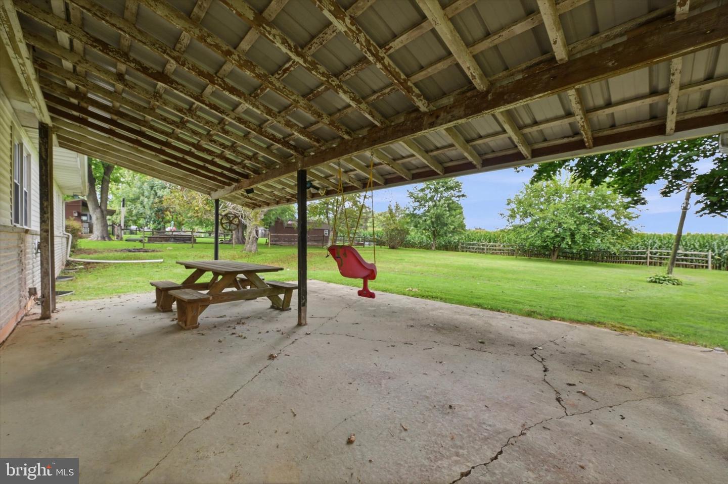 20 Hershey Ln Property Photo 20