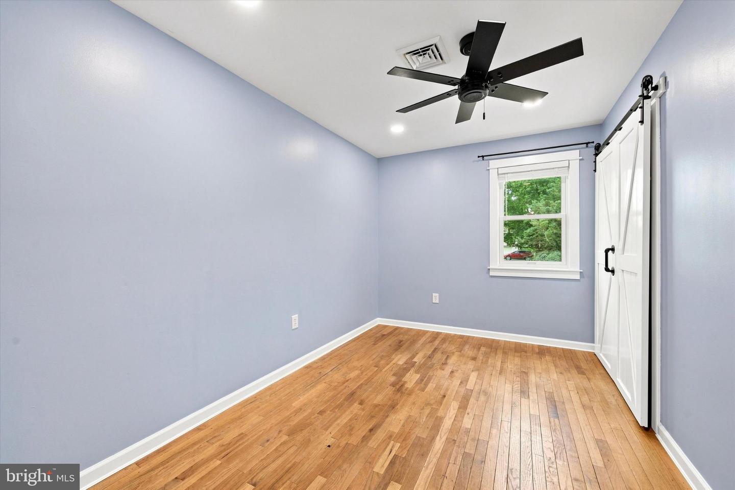 401 Zynn Rd Property Photo 21