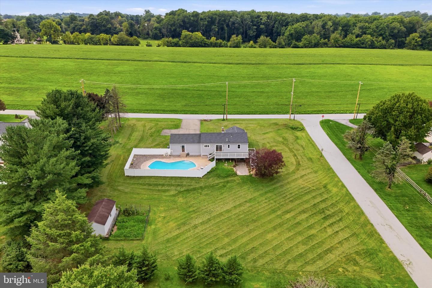 401 Zynn Rd Property Photo 36