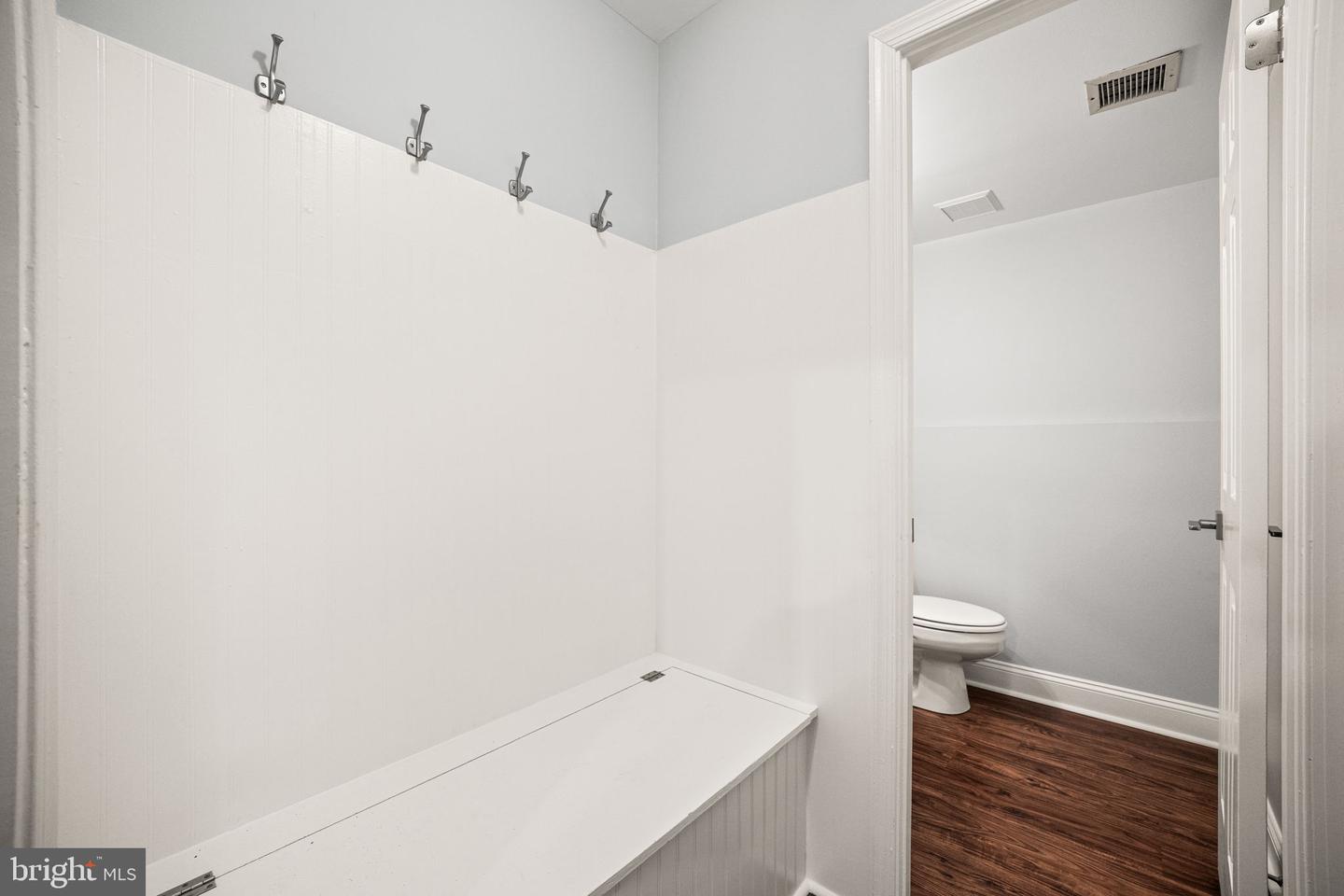 402 Danor Ct Property Photo 18