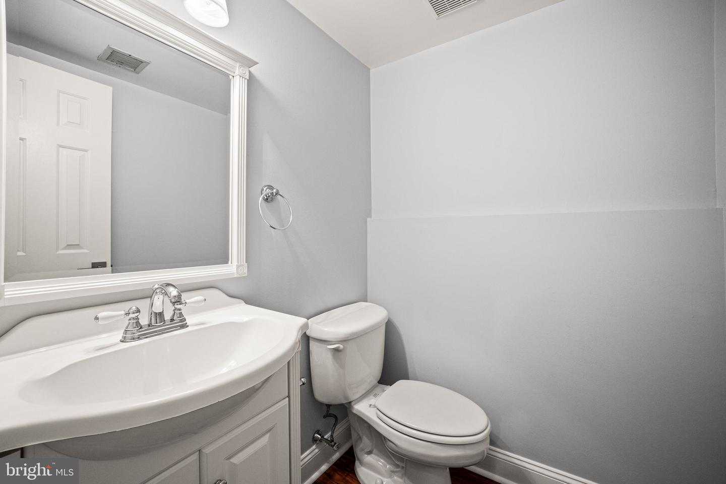 402 Danor Ct Property Photo 19