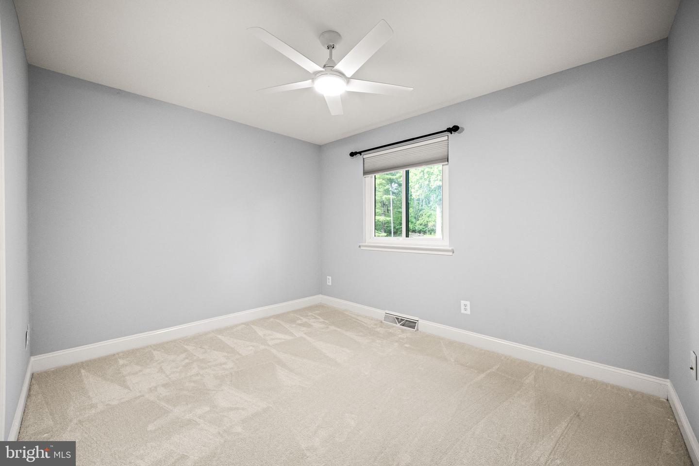 402 Danor Ct Property Photo 24