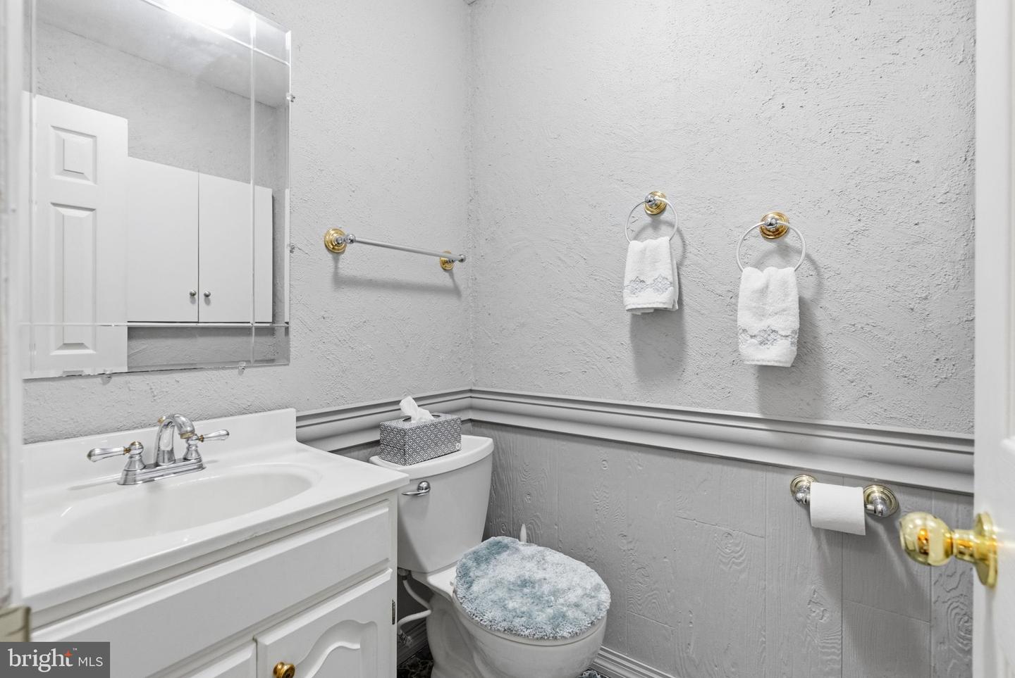 829 Frank Rd Property Photo 29