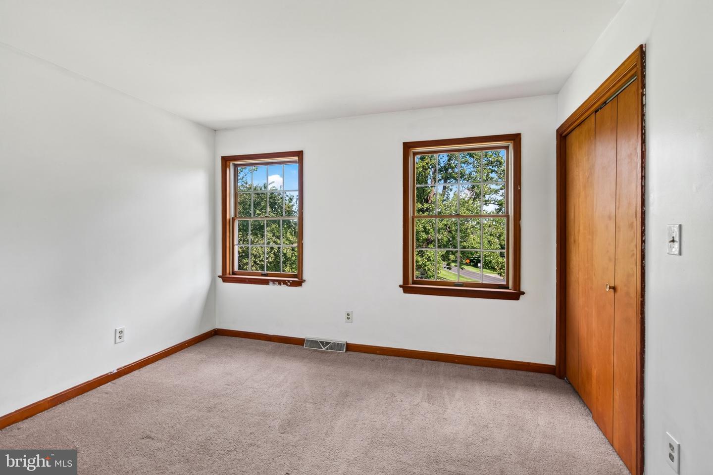 1299 Lone Eagle Rd Property Photo 55