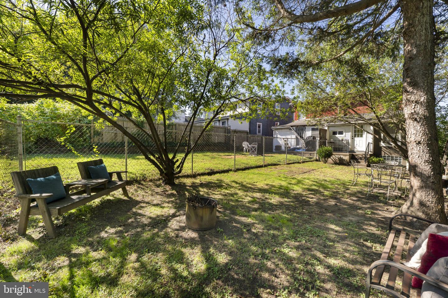 162 E Church St Property Photo 30