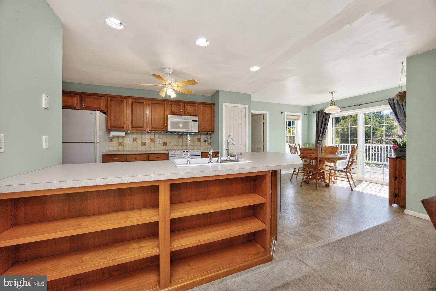 220 Waterway Rd Property Photo 18