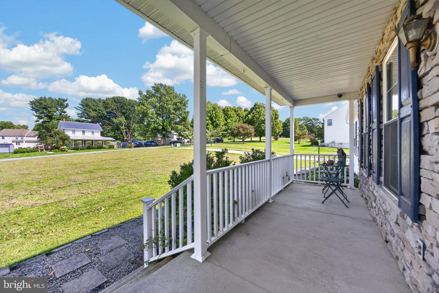 220 Waterway Rd Property Photo 35