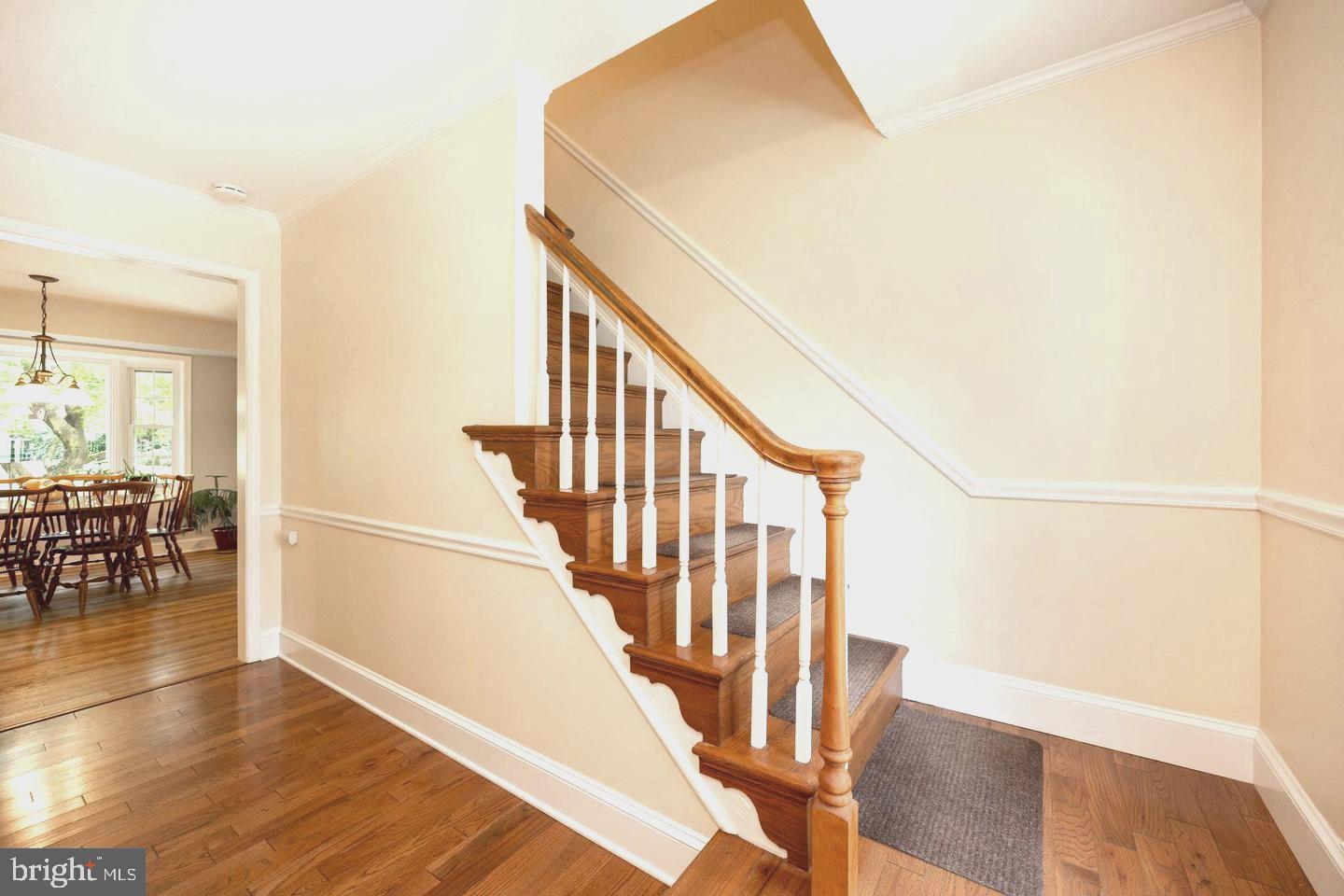 883 Twickensham Ct Property Photo 9
