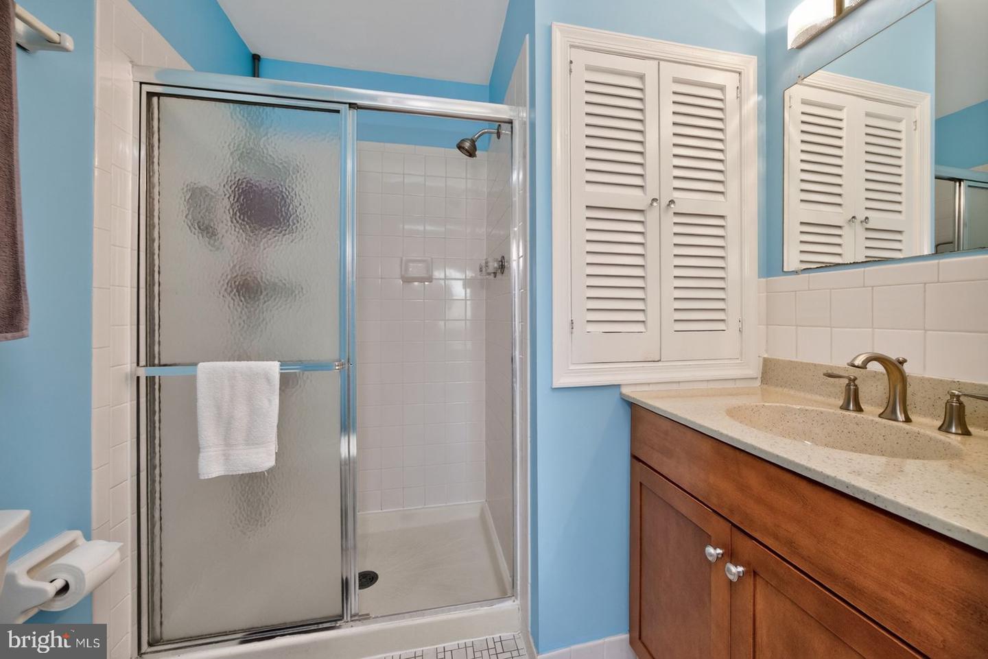 133 Caernarvon Ct Property Photo 24