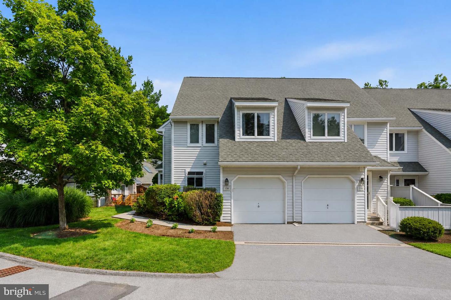 116 W Thomas Ct #116 Property Photo 1