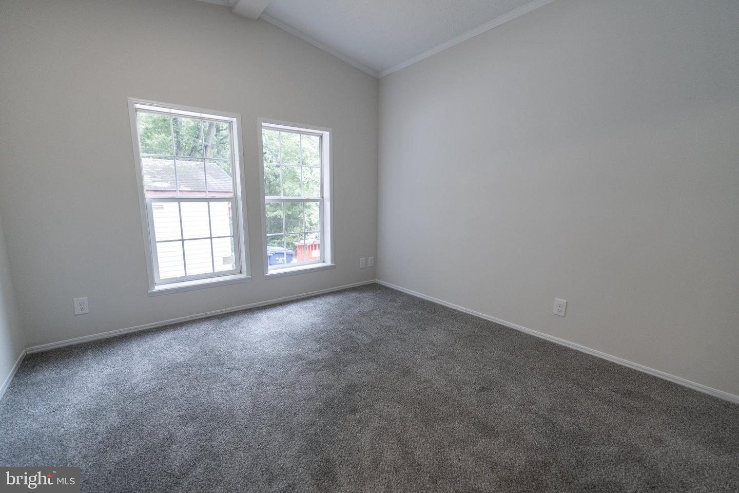 101 Ridge Ave Property Photo 15