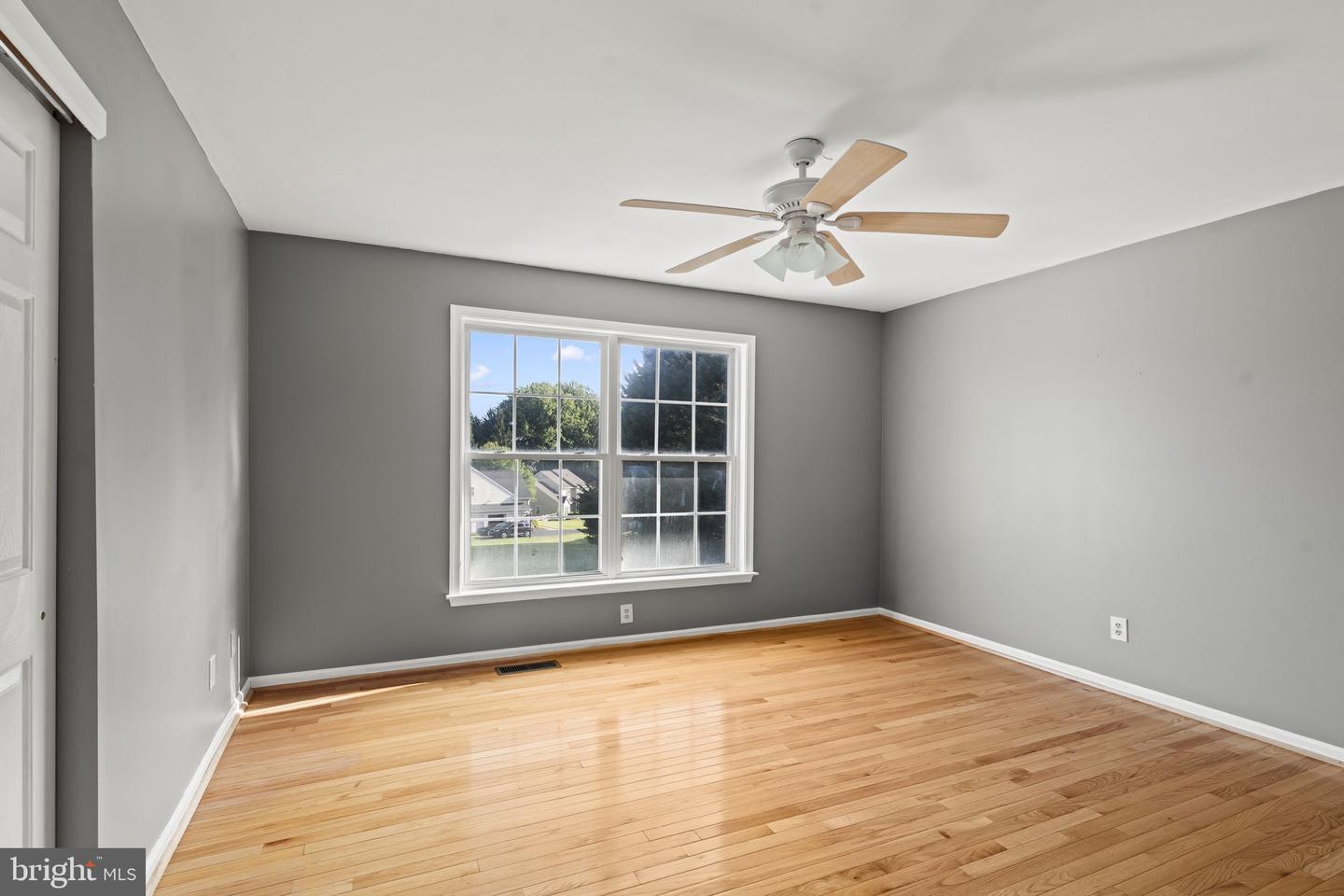 1239 Hamilton Dr Property Photo 29