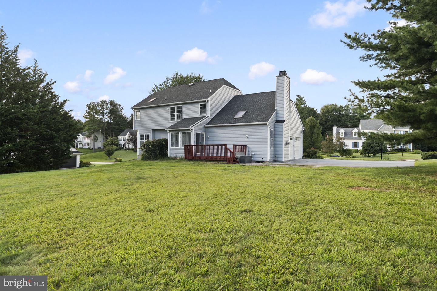1239 Hamilton Dr Property Photo 45