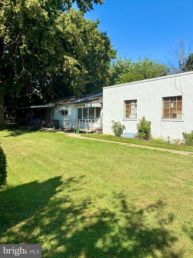 4040 Horseshoe Pike Property Photo 24