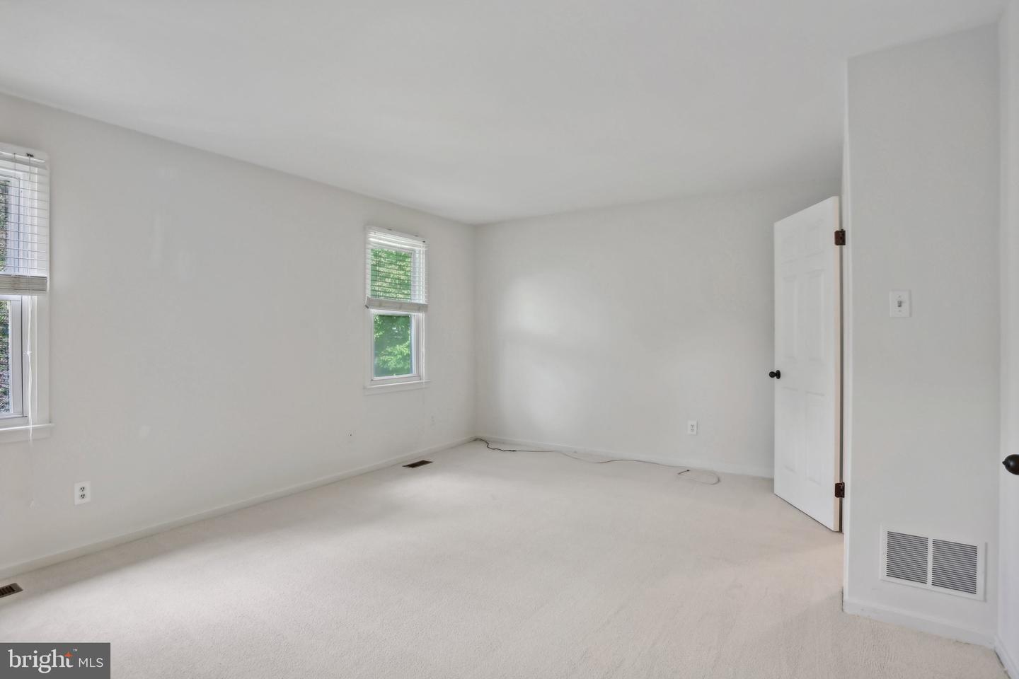 3202 Eaton Court Property Photo 22