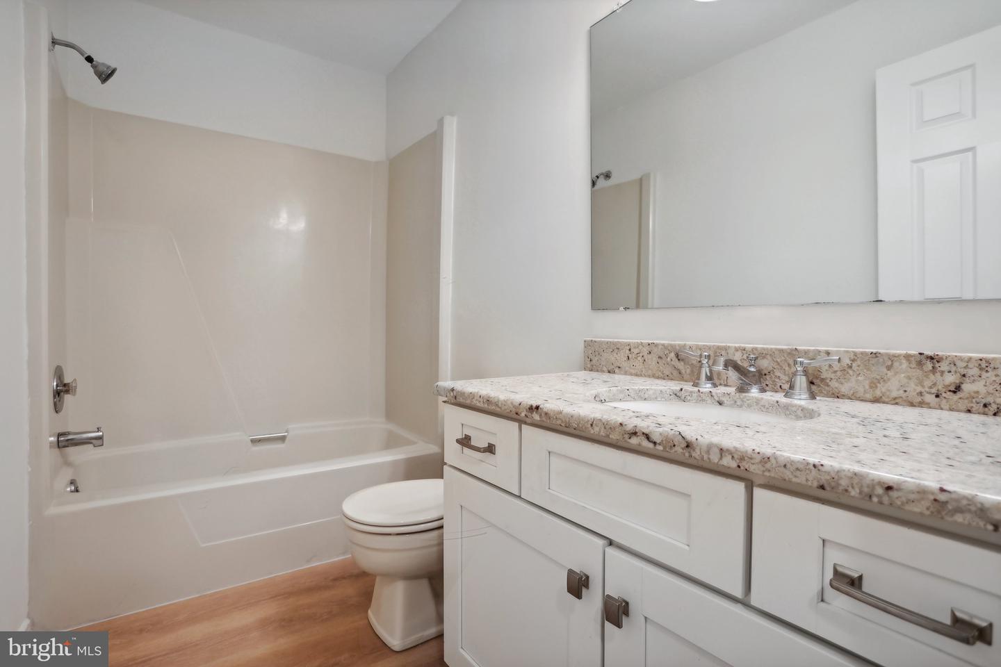 3202 Eaton Court Property Photo 24