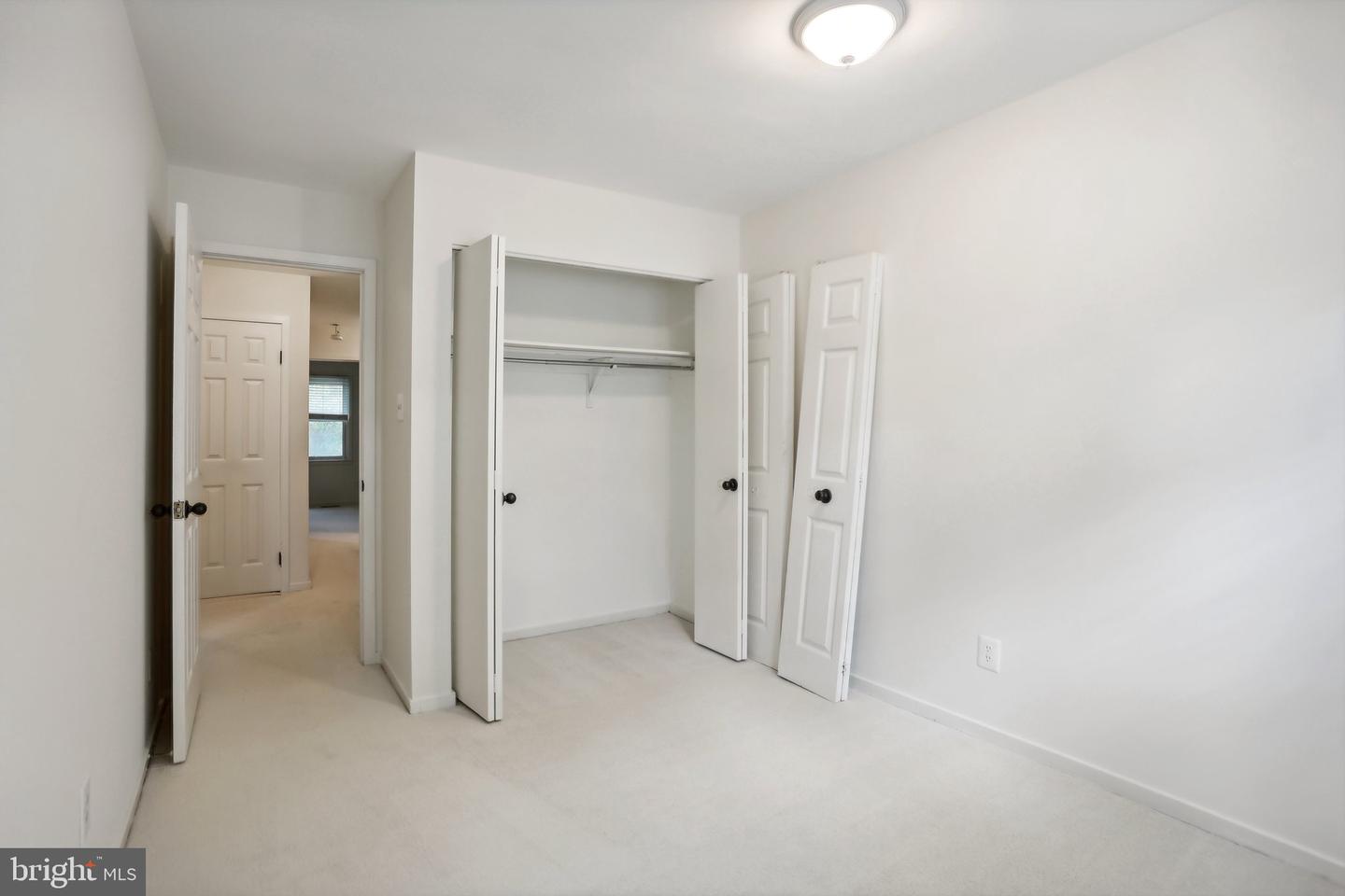 3202 Eaton Court Property Photo 27