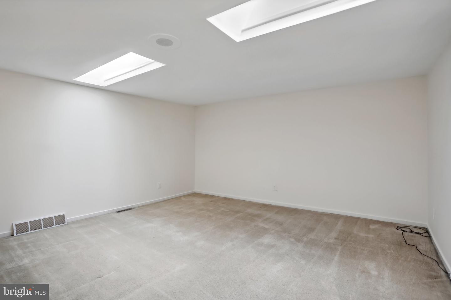 3202 Eaton Court Property Photo 29