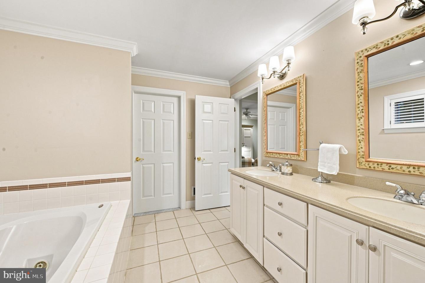 501 Mahoney Dr Property Photo 28