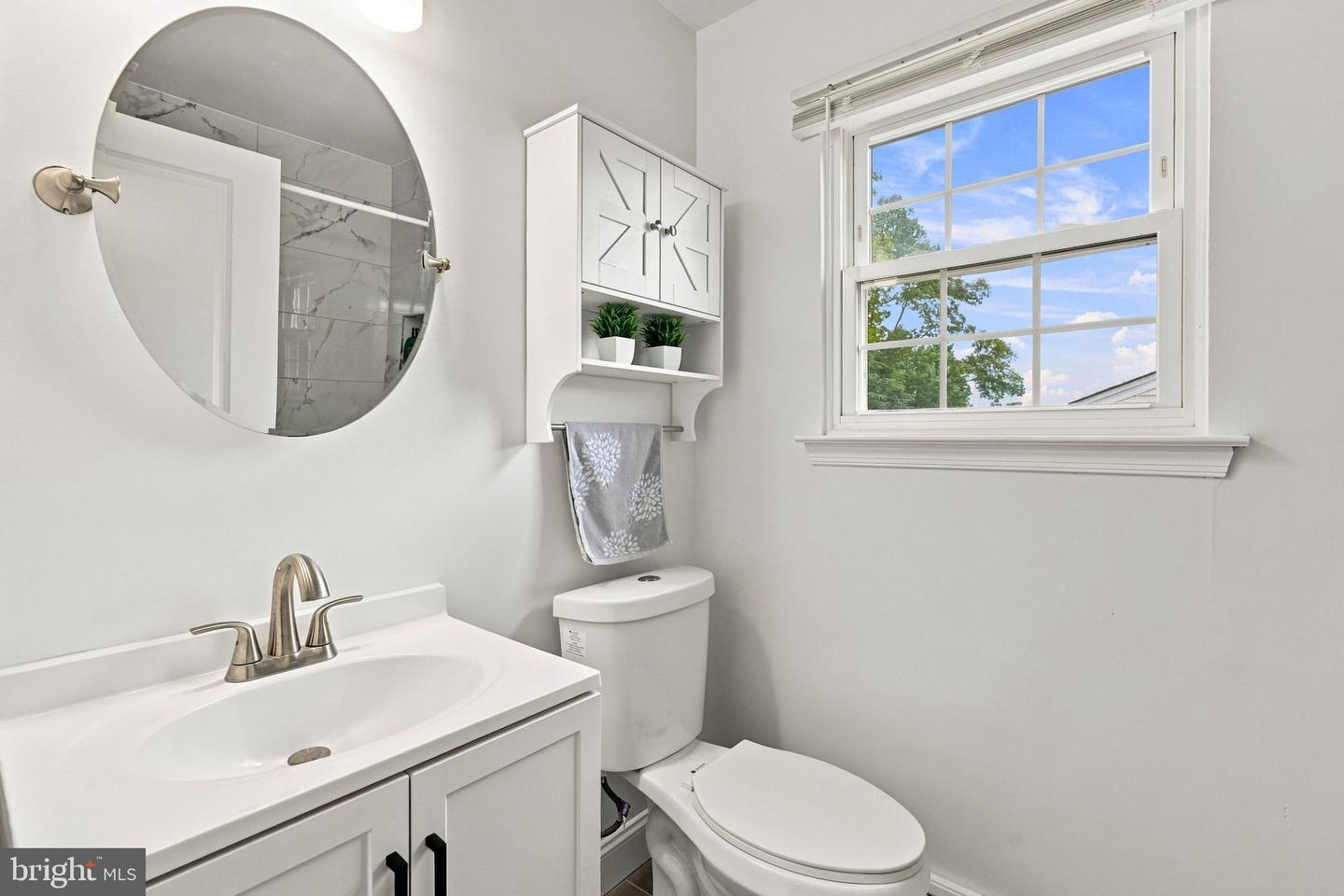 511 Coventry Ln Property Photo 22