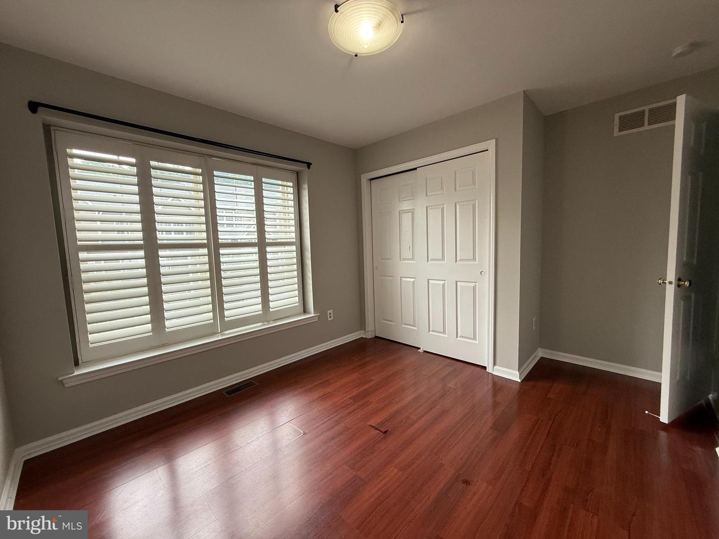 155 Weybridge Dr Property Photo 19