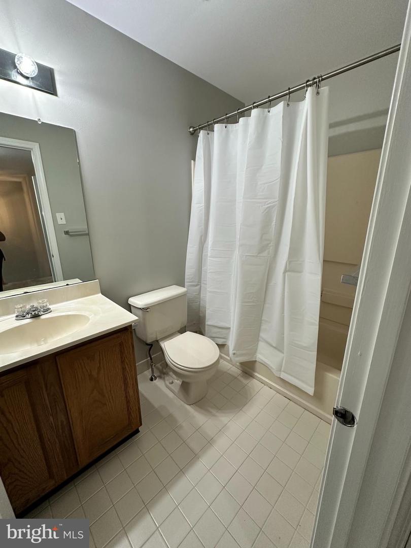 155 Weybridge Dr Property Photo 23
